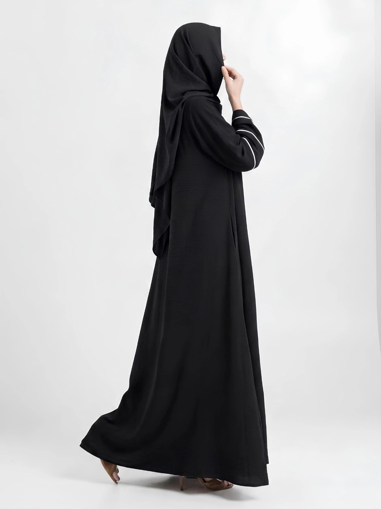 Essential Abayas - White Piping
