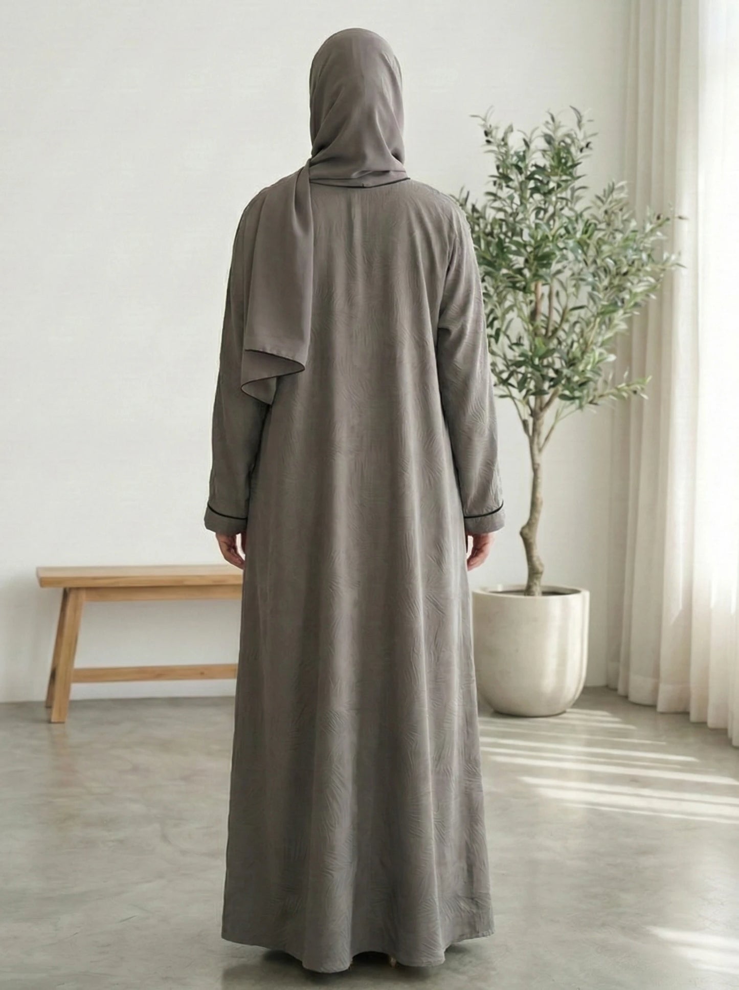 Dubai Imported Jacquard Front Close Abaya