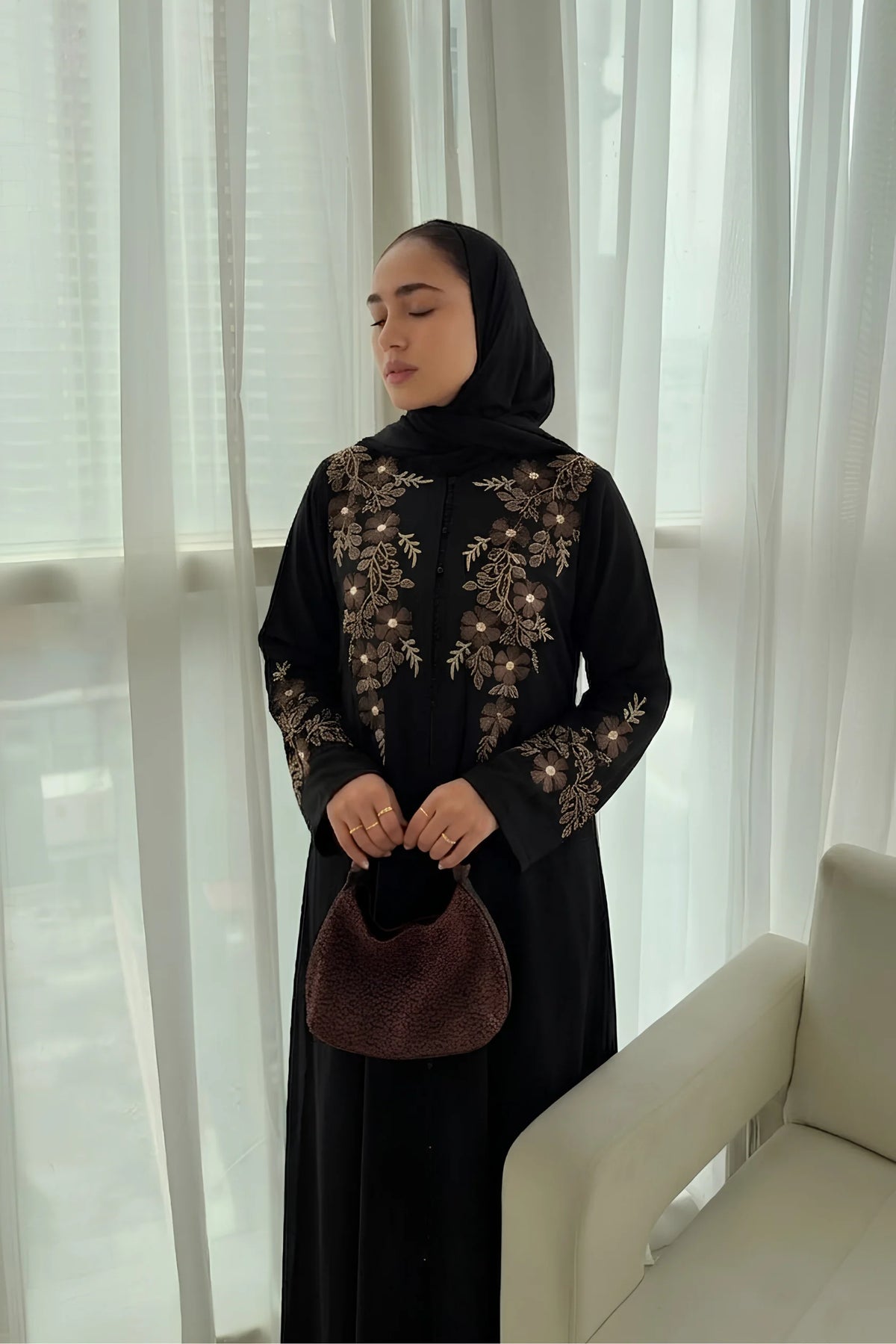 Premium Abaya with Thread embroidery